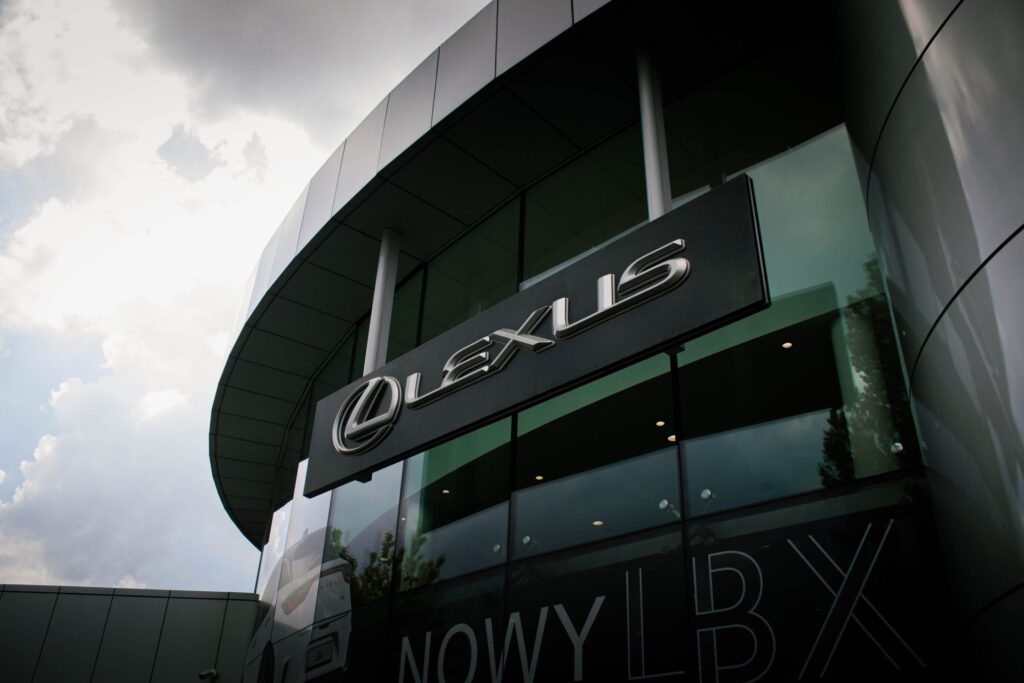 Salon Lexus